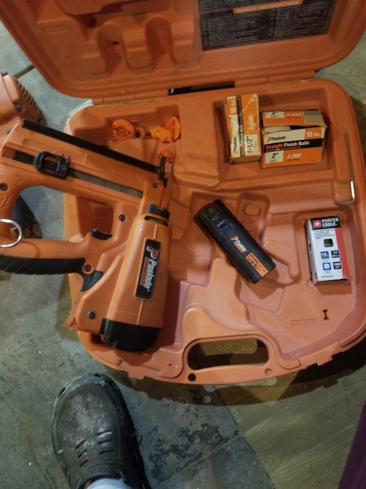 16 Guage Nailer
