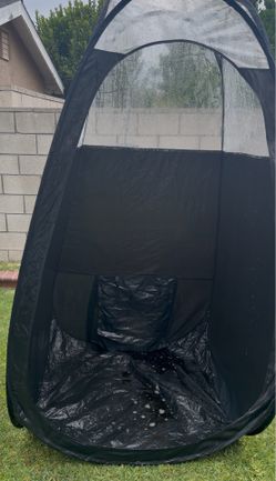Tanning tent