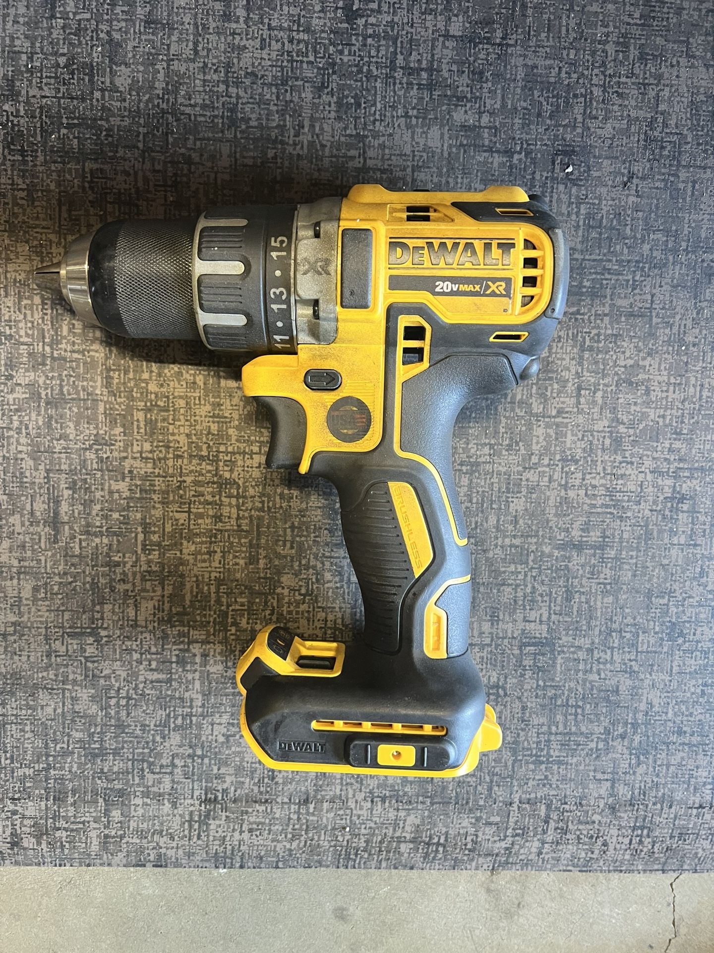 DEWALT 1/2” Drill 