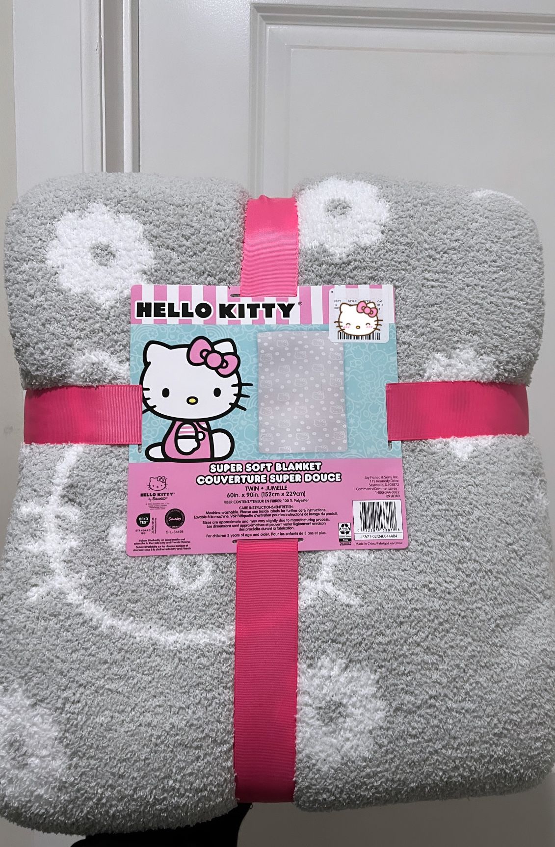 Hello Kitty Blanket 🎀