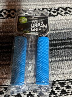 NEW DEITY MEGATTACK MOUNTAIN BIKE LOCK ON GRIPS