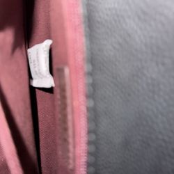 Small hand/shoulder bag