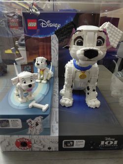 LEGO Disney 101 Dalmatians Sets 43269 & 43271