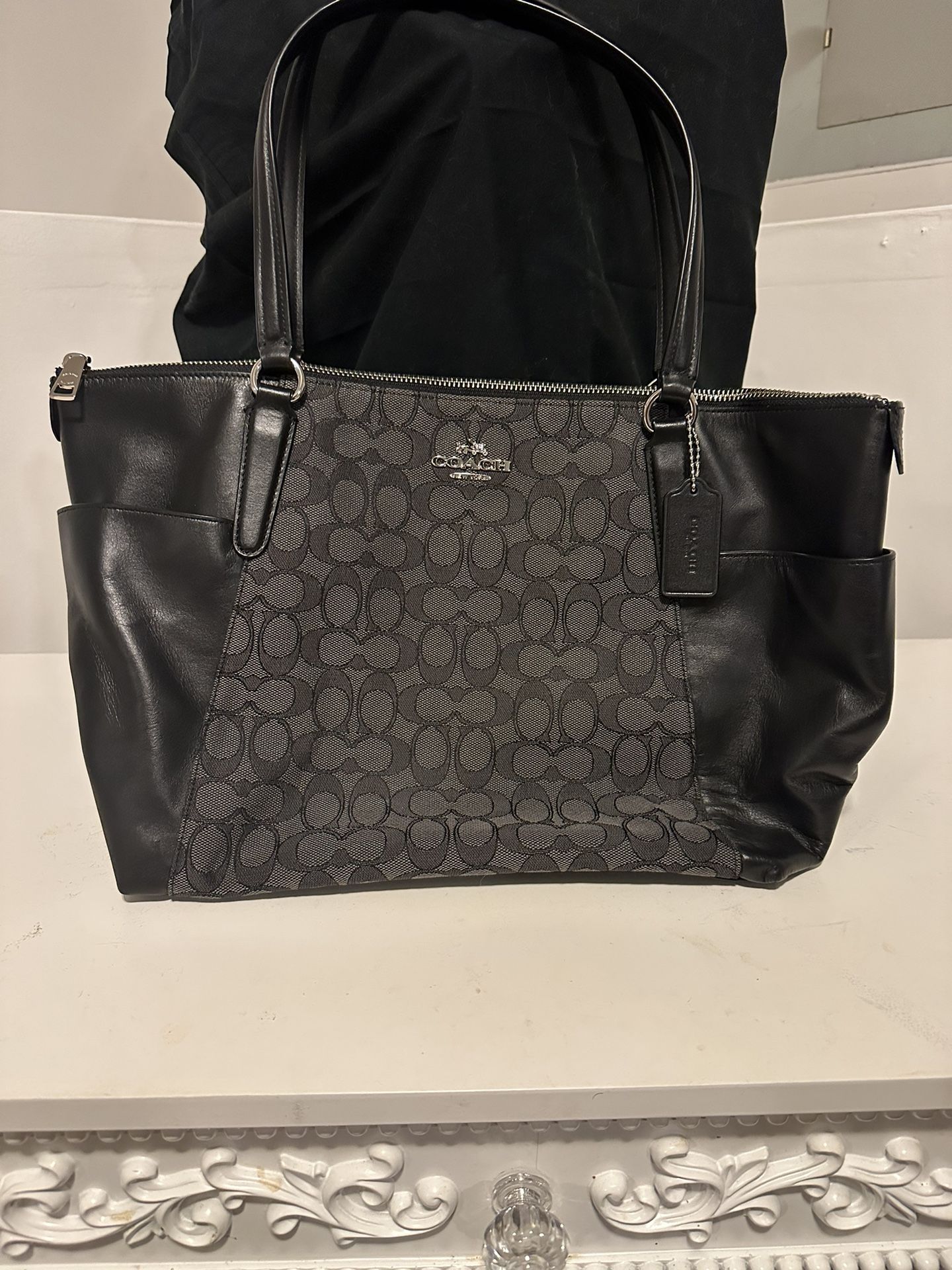 Coach Signature Tote