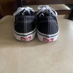 TENIS VANS SIZE:6.5