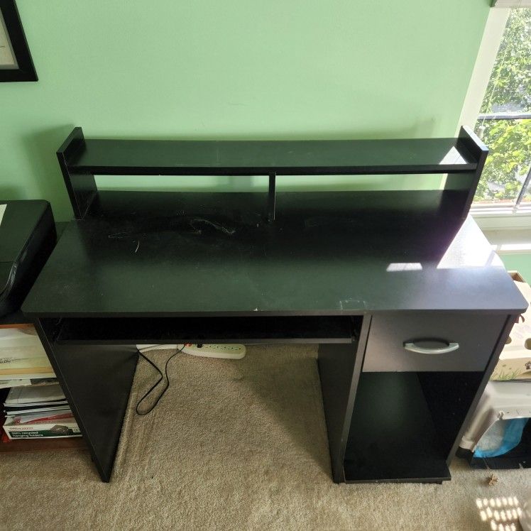 Black Computer Desk