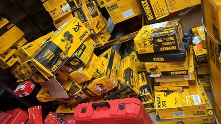 DeWalt Power Tool Lot – Mixed Boxed Items