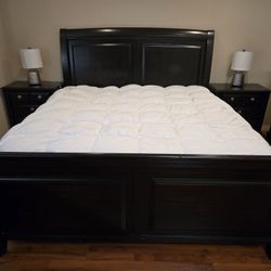 Ashley Used King Bed Set In Good Condition 