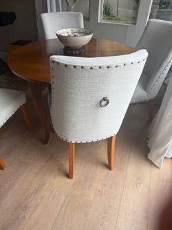 Dinning room chairs (4)