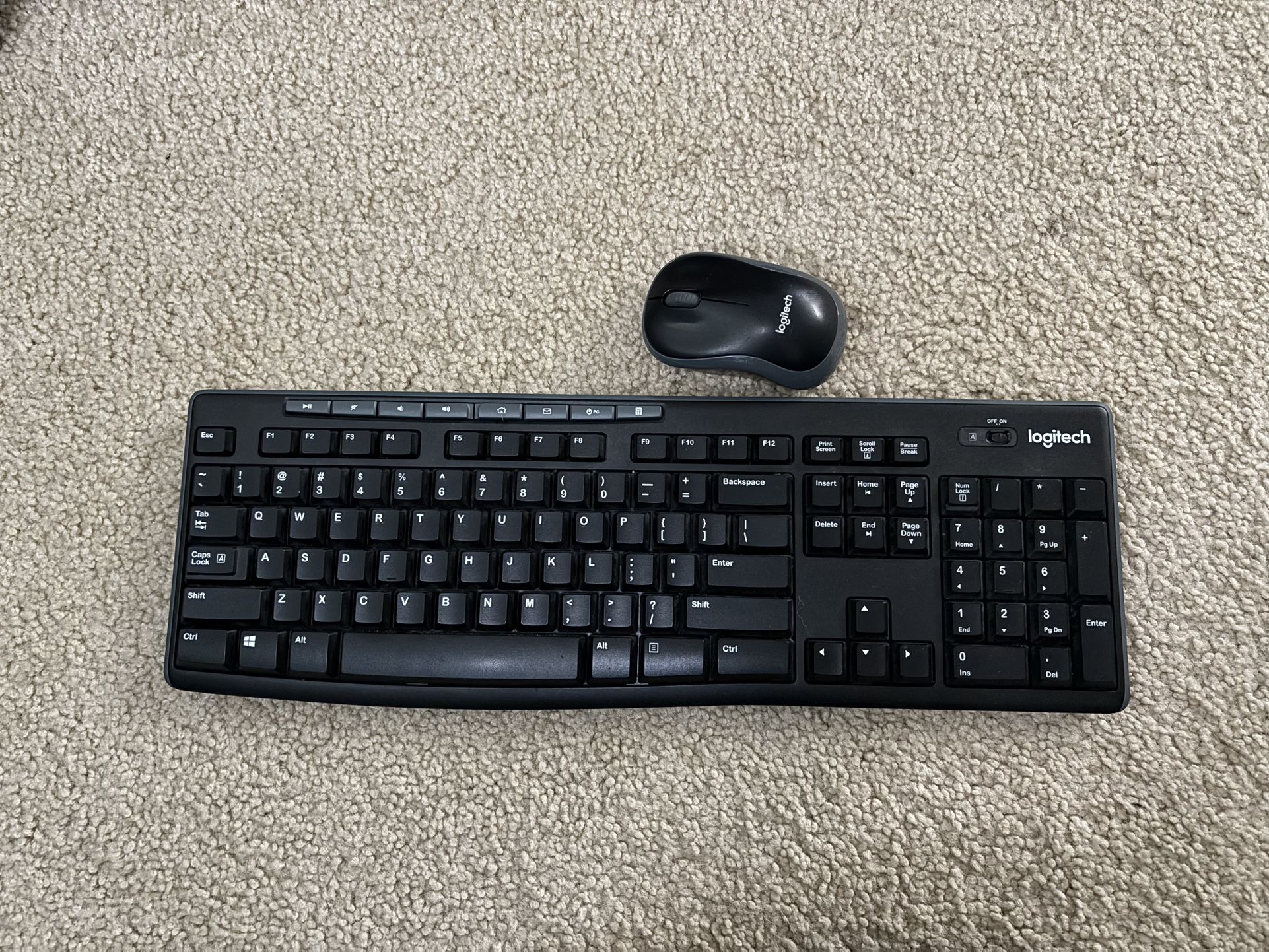 Logitech MK270 Wireless Keyboard/Mouse