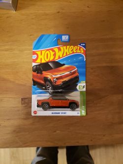 Hotwheels Chevy Silverado EV RST