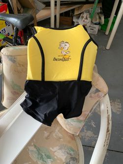 Kids sweaming dress small kids like 5 Yrs