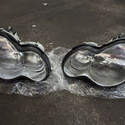 Mercedes-Benz C230 03-04 TYC Replacement Headlights TYC