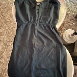 Windsor Strapless Dress Size M