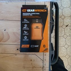 GEARWRENCH OBD2 Professional Bi-Directional Bluetooth Diagnostic Tester