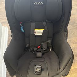 Car Seat Nuna Rava $20 