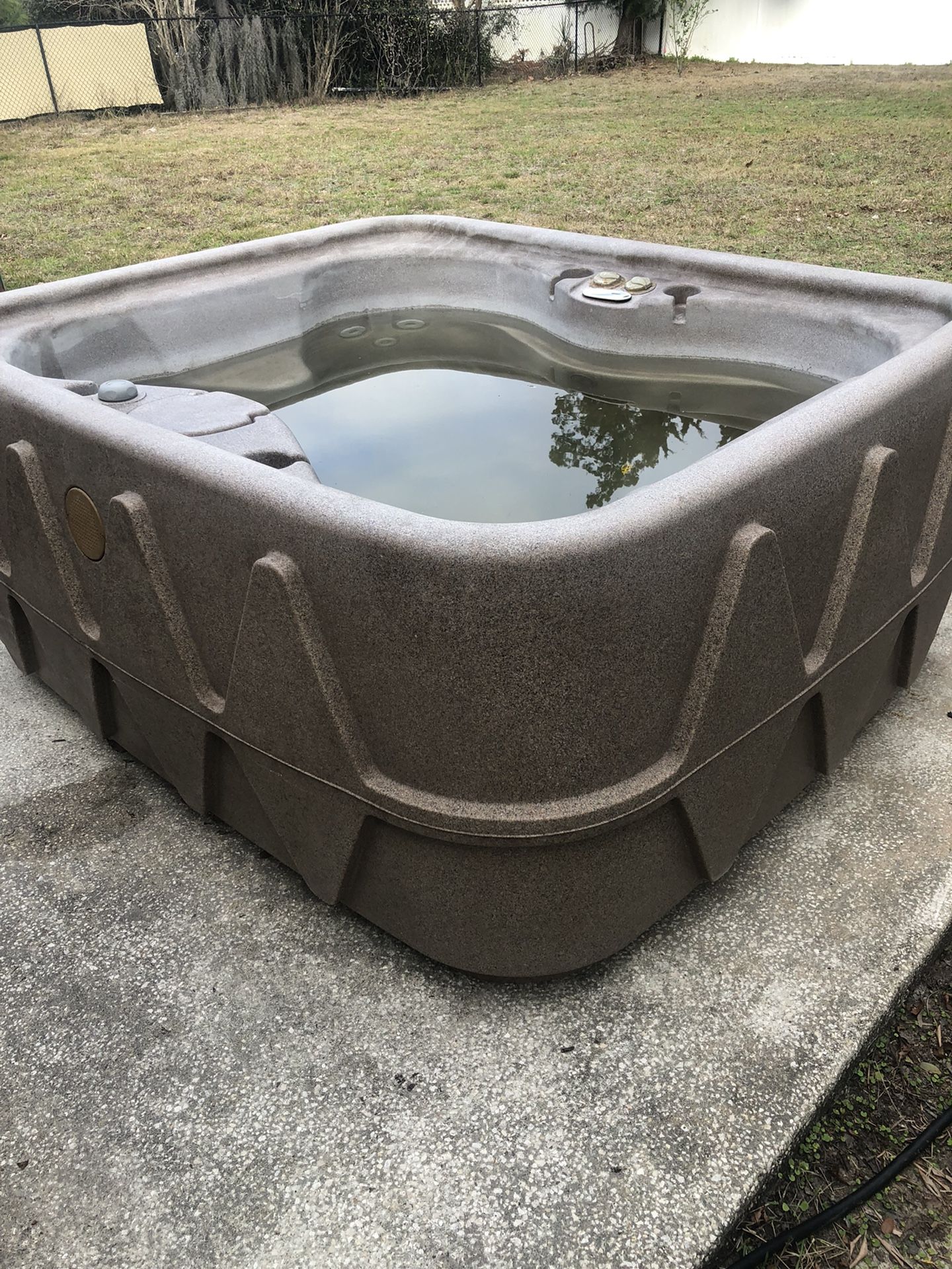 Dreammaker Hot Tub Spa
