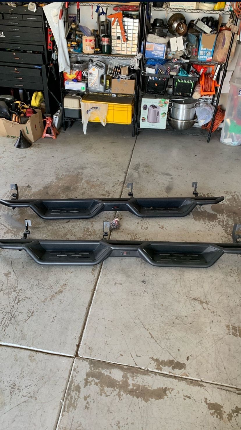 Running Boards From A 2020 Chevy Crew Can