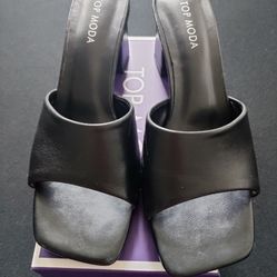 Semi New Black Heels  6/12