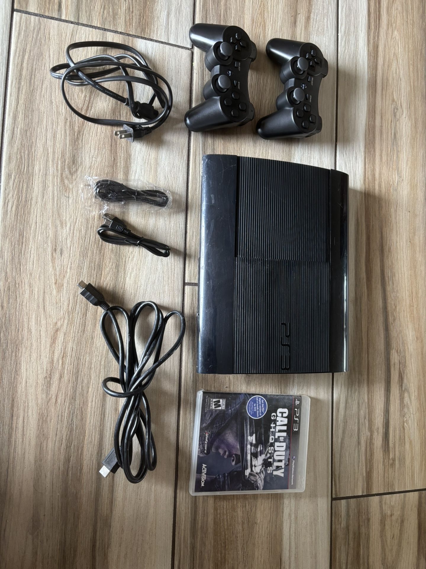 Ps3 In Excellent Condition. Including Call Of Duty Ghosts Game