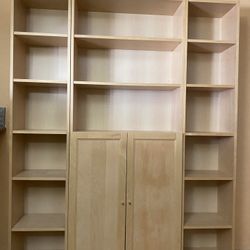 Wooden Bookshelf with Cabinet.  In Very Good Condition 