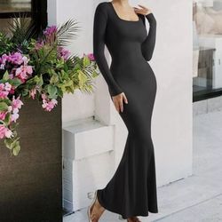 Ribbed Square Neck Long Sleeve Bodycon Maxi Dress