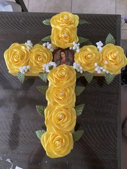 Eternal Roses Cross