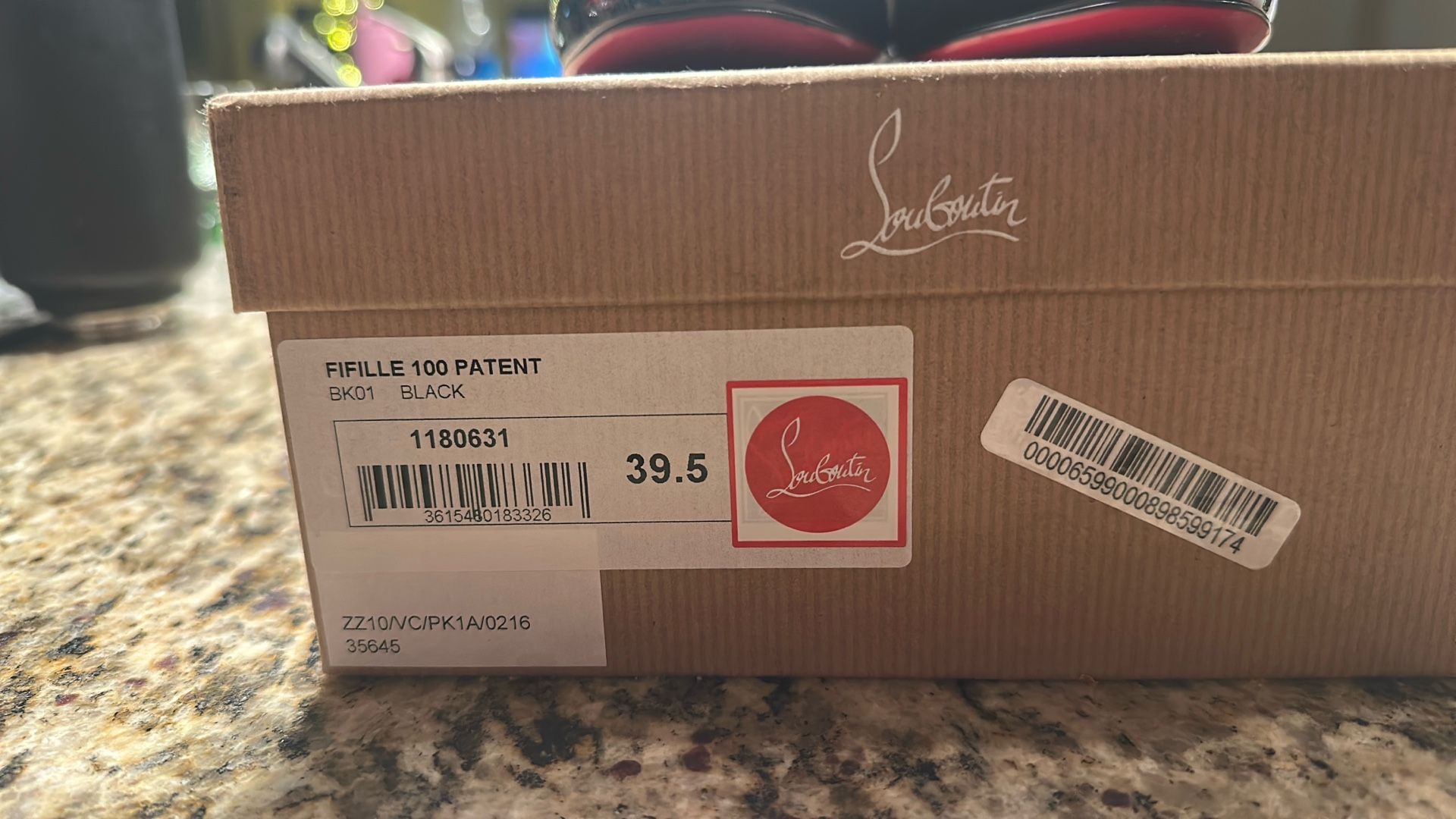 ルブタン 未使用 （37.5) FIFILLE 100 PATENT Christian Louboutin (Fifille 100 Patent)