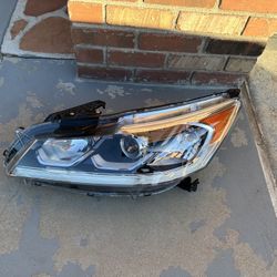 Honda Accord Headlight 2016 - 2017, Honda Accord Headlamp, OEM ORIGINAL HONDA PART, driver side 