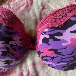 Purple /Pink Bra As is 34/36 size ? Beautiful lace top 
