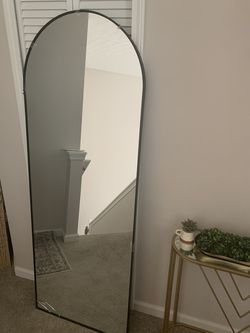 More house decor and mirrors