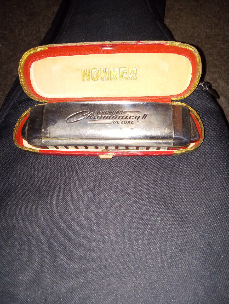 Vintage Honner Chromatica Harmonica In Beautiful Condition 