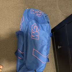 Cricket Kit And Stumps Free