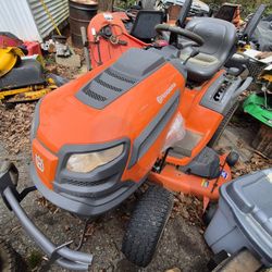 54" Cut Working Huaqvarna Gt54LS Riding Mower