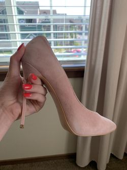 Shoes on heels pink size 9