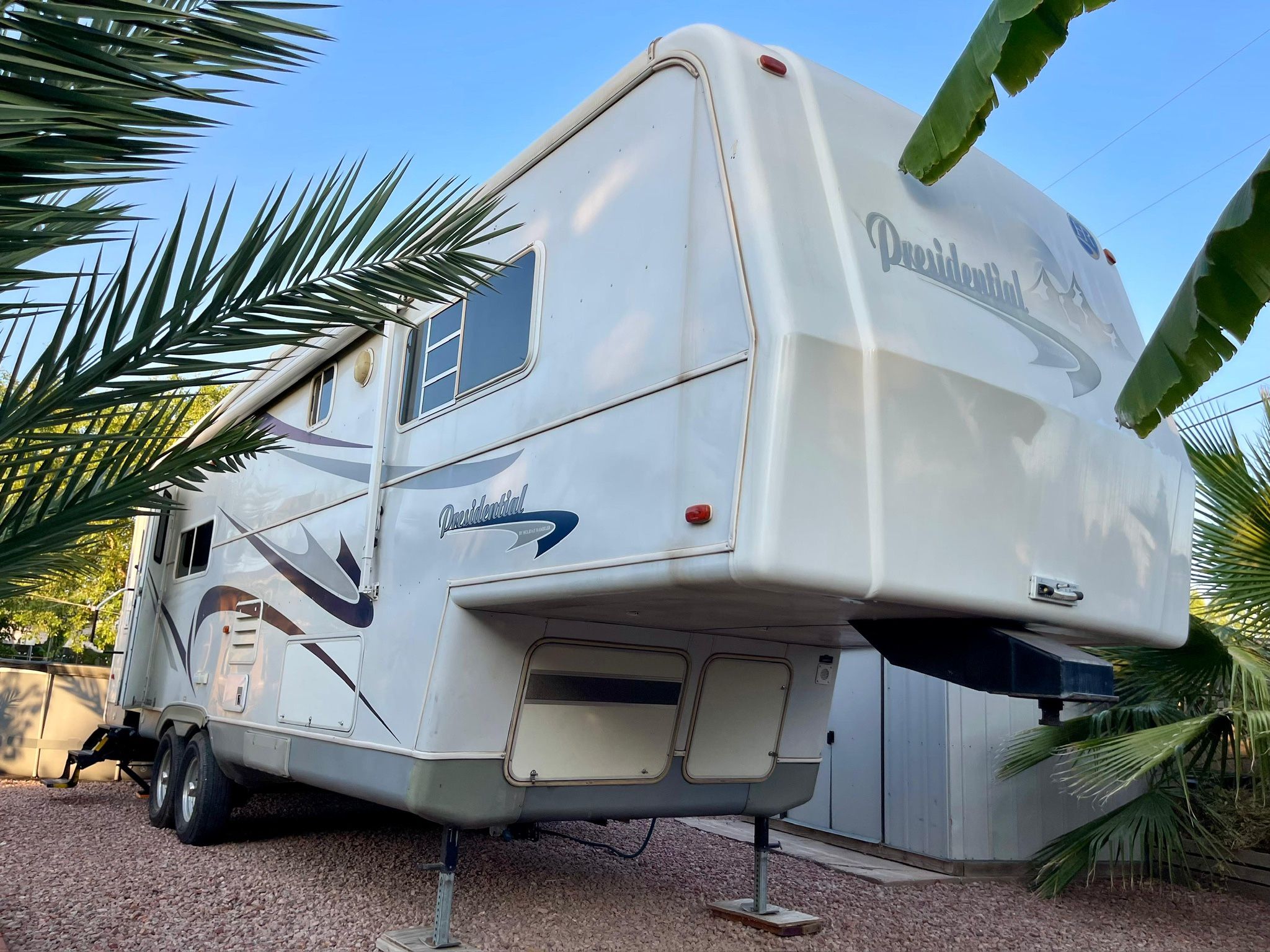2003 Holiday Rambler presidential Series M-34skd