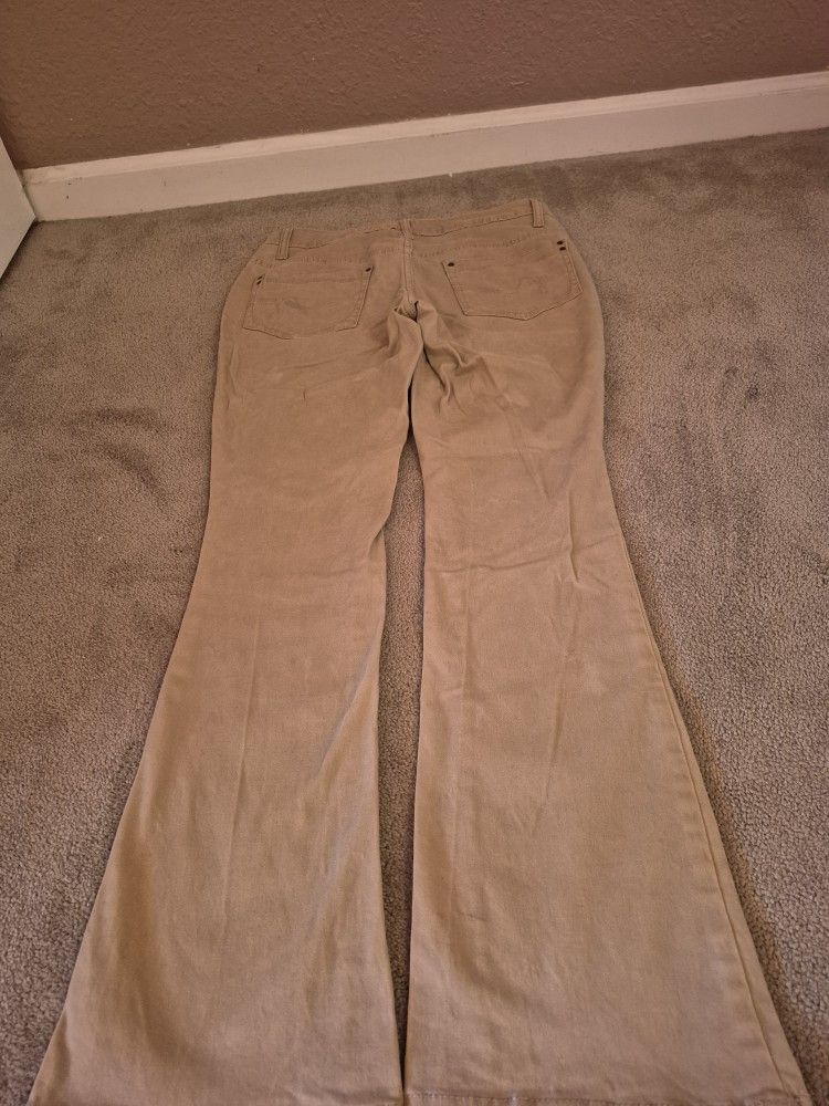 Girls Pants It's New And Good Condition