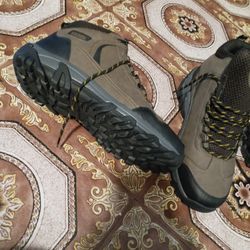 Winter boots