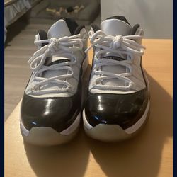 Men’s Jordan Low Concords Size 9