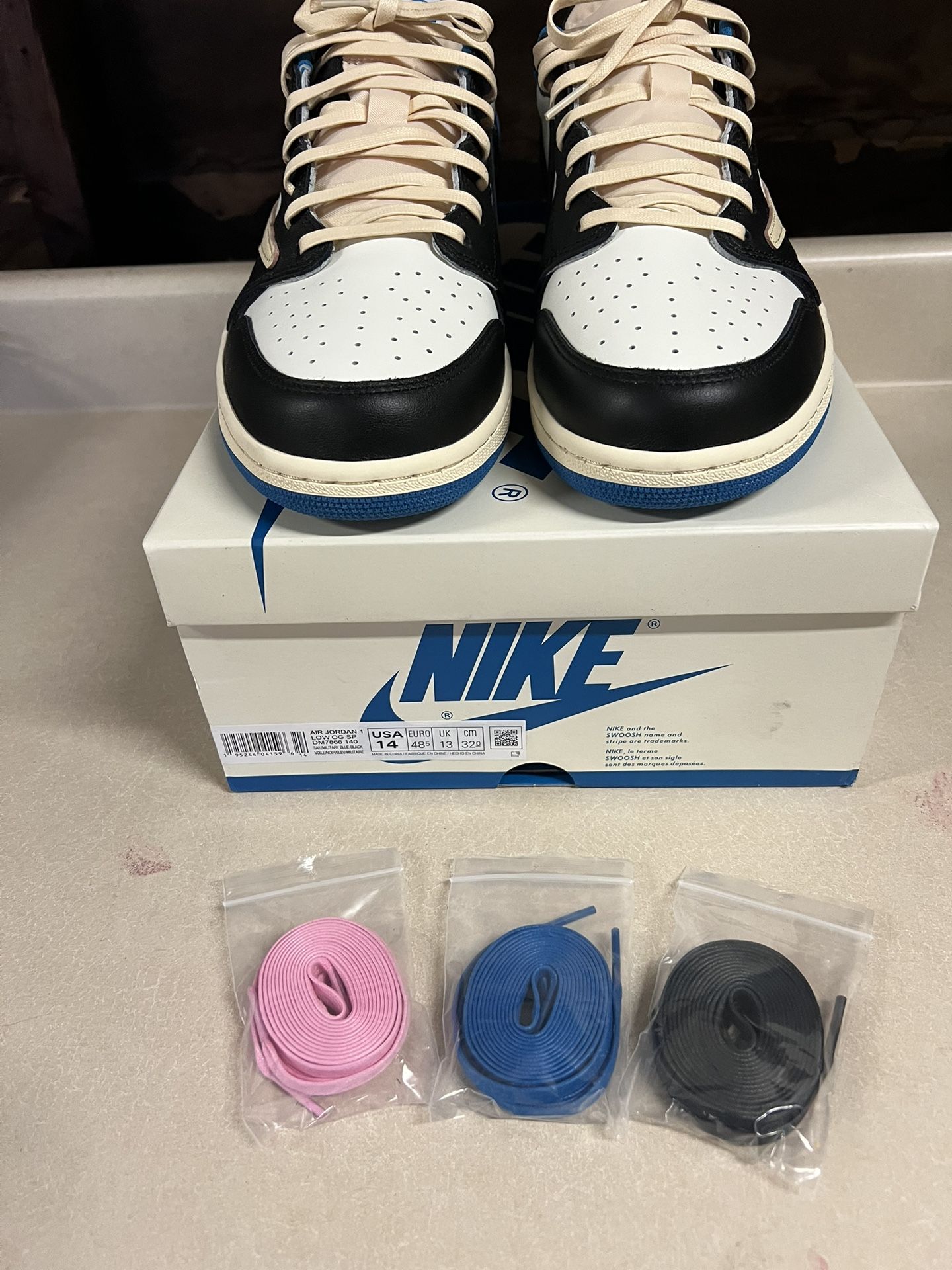 Nike Travis Scott Fragment AJ1