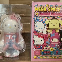 Mega Molly 400% Hello Kitty