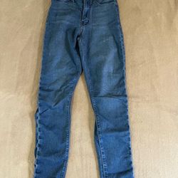 Sz 5/27 Fashion Nova Skinny Jeans medium wash