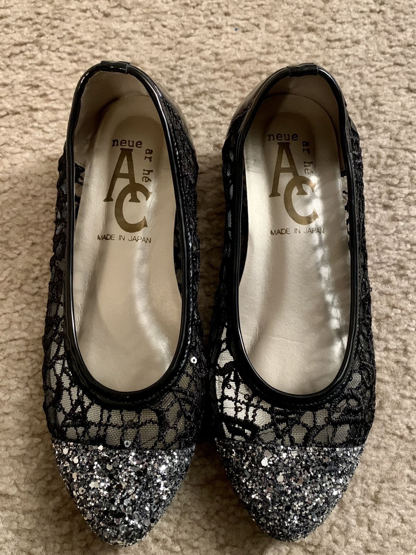 Tokyo, Japan Sparkle and Classy 5.5 Shoes(half Mesh)