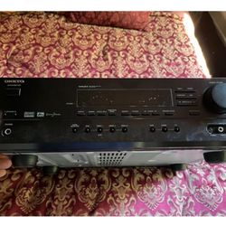 Onkyo HT R500 5.1 Channel 230 Watt Receiver With Remote Bundle