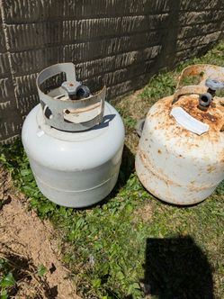Propane tanks (Free)