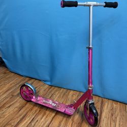 Razor A5 Lux Kick Scooter for Kids Ages 8+ - 8" Urethane Wheels, Anodized Finish Featuring Bold Colors and Graphics, for Riders up to 220 lbs