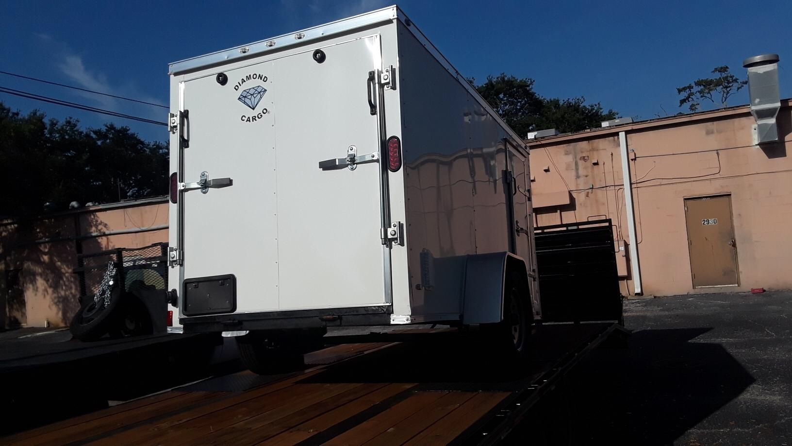 6x10 enclosed trailer 2019