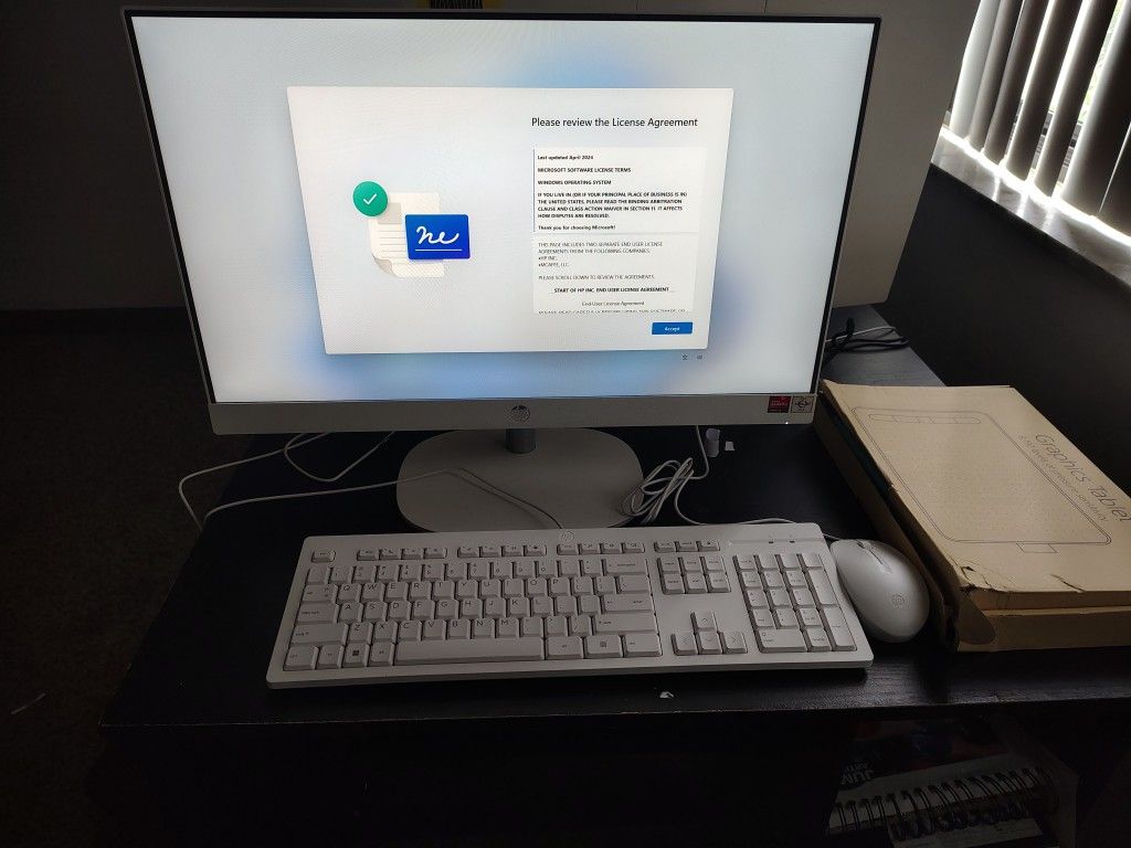 I'm Selling My All In One HP Desktop Computer