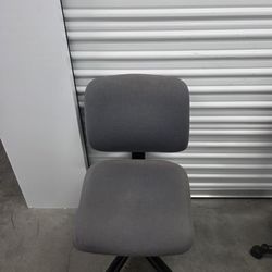 Blue/grey desk chair