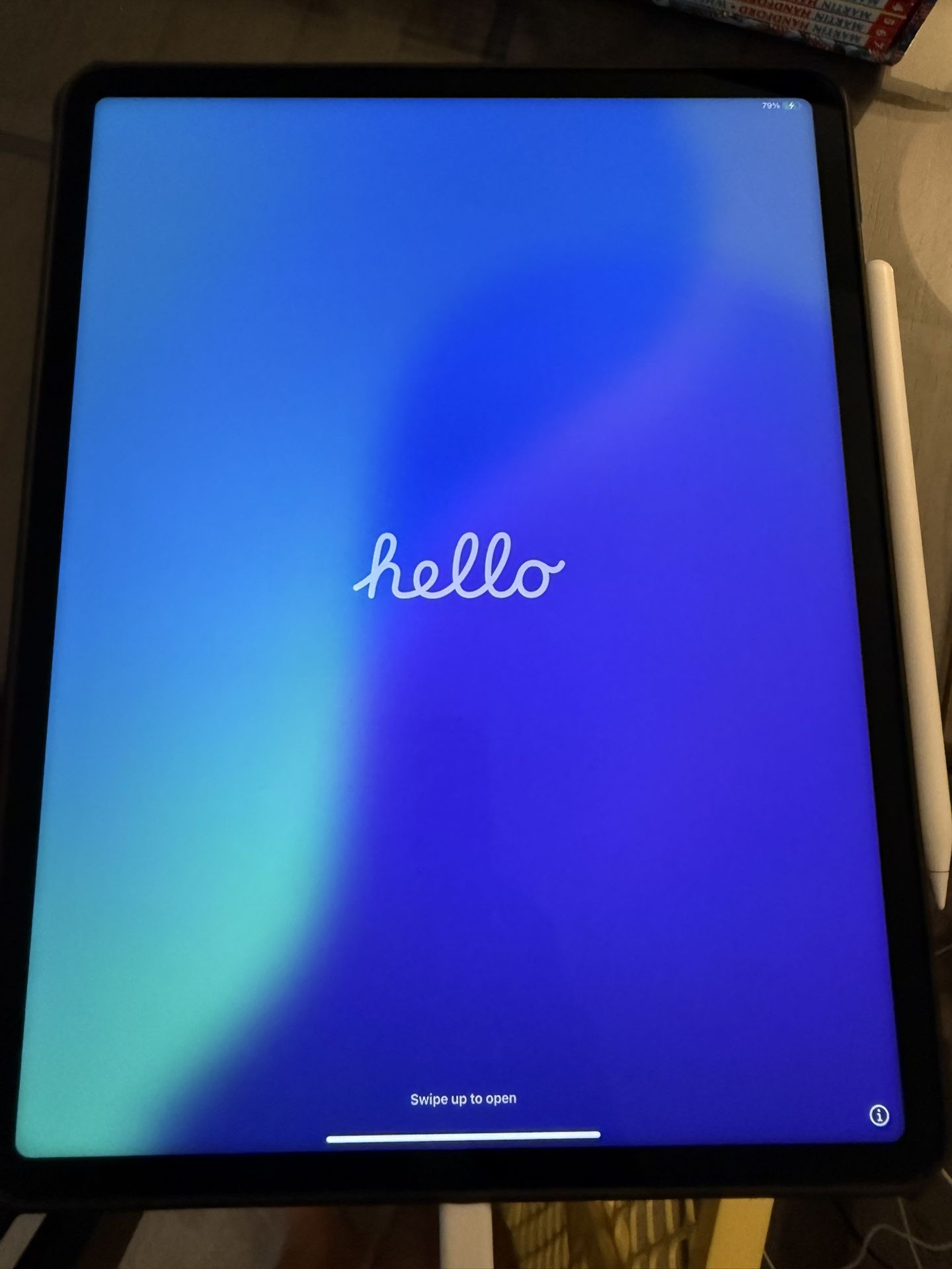 Apple iPad Pro (5th Gen) 12.9 M1 128 GB w/ Pencil (2nd Gen)
